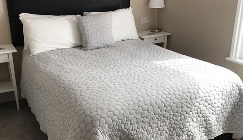 Double Room (Room 2)