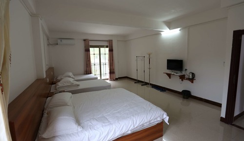 Triple Room, Balcony