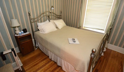 Room, Private Bathroom (Garden Room)