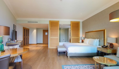 Deluxe Room, 1 King Bed