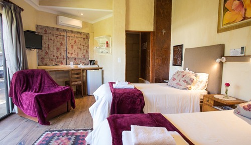Luxury Twin Room