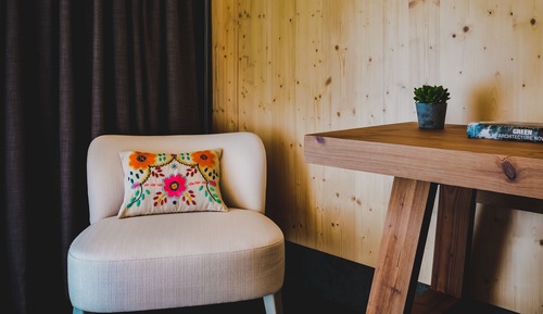 Standard Double or Twin Room, Partial Sea View