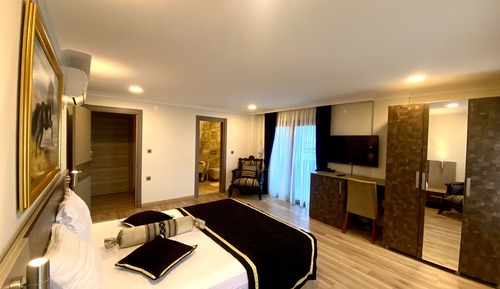 King Suite
