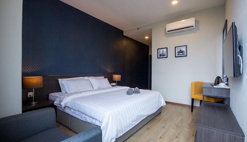 Premium Deluxe Double Room, With Window