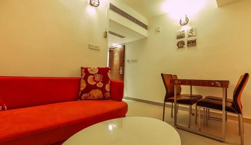 Deluxe Suite