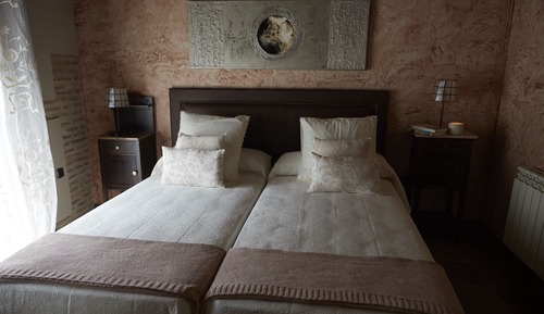 Triple Room (Triple Room Teresa)