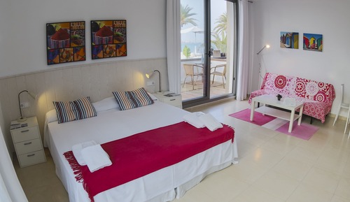 Studio, 1 Double or 2 Twin Beds, Balcony, Sea View (122)