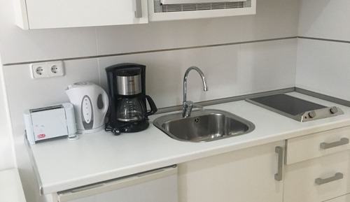Studio, 1 Double or 2 Twin Beds, Sea View (102)