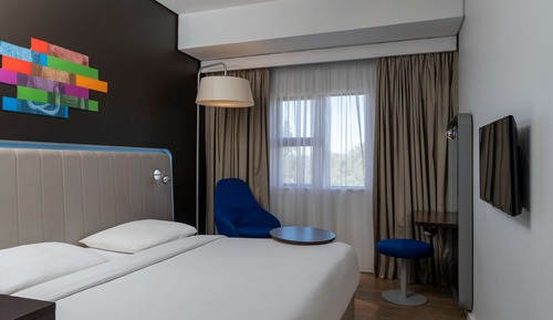 Suite, 1 Bedroom, Pool View