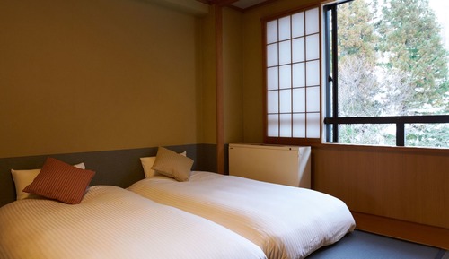Club Room, with Shared Bathroom