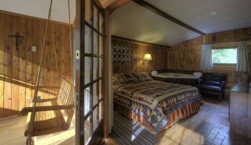 Cabin, 1 Queen Bed, Jetted Tub