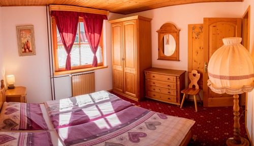 Comfort Apartment, 3 Bedrooms, Balcony, Mountain View