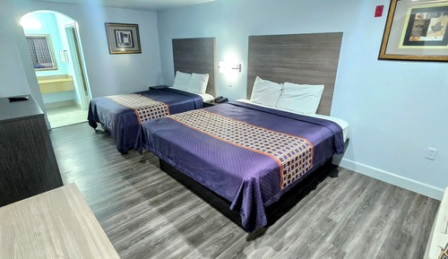 Standard Room, 2 Double Beds