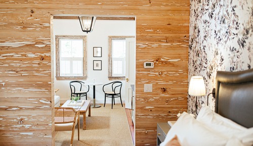 Signature Suite, 1 King Bed (Garden Suite)