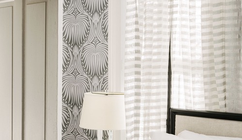 Design Room, 1 King Bed (Piazza King)