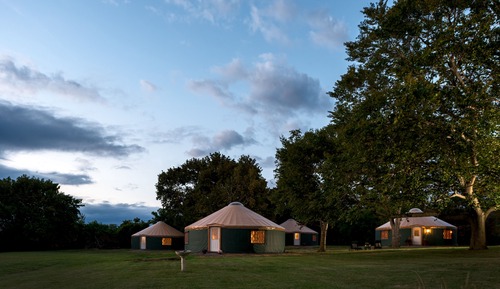 Honeoye Yurt with Kitchenette and Full Bathroom (Breakfast Items Provided)
