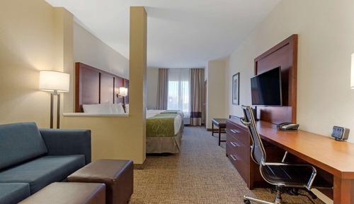Suite, 2 Queen Beds (Super Size Suite, Extra Size Bathroom)