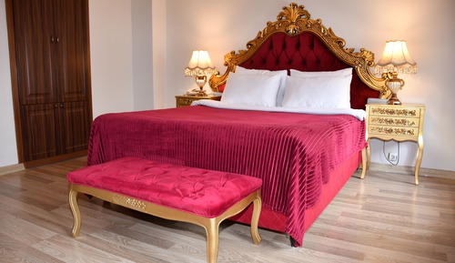 Luxury Single Room
