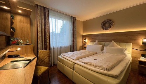 Classic Double Room