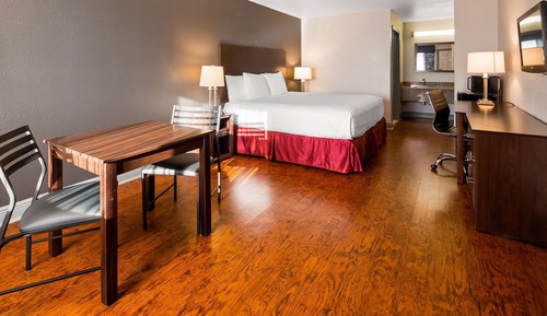 Suite, 1 King Bed, Non Smoking, Jetted Tub