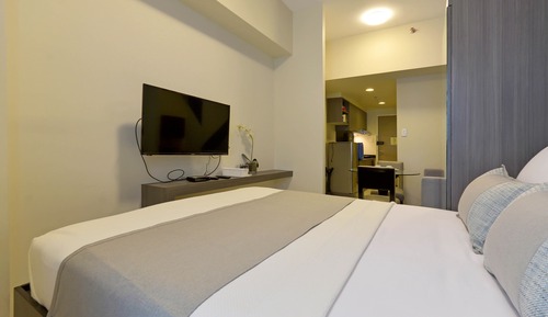 Studio Room
