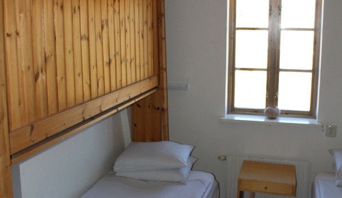 Basic Quadruple Room, 2 Twin Beds and 1 Bunk Bed, Shared Bathroom