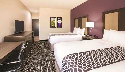 Room, 2 Queen Beds, Accessible, Non Smoking (Mobility/Hearing Impaired Accessible)
