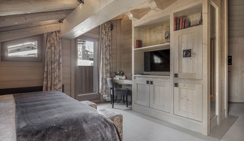 Executive Room