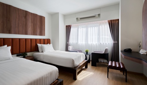 Standard Twin Room 