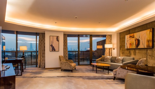 1 Bedroom Suite City View