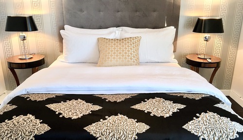 Luxury Suite, 2 Bedrooms (Old town view, 70 m2)