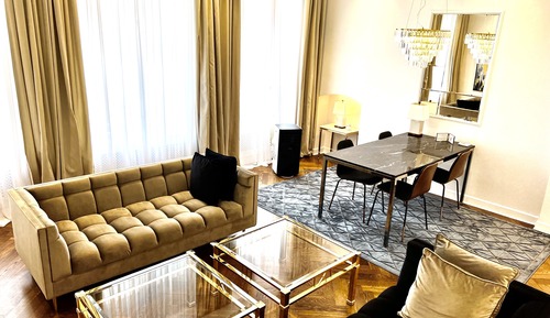 Luxury Magnific Suite, 2 Bedrooms, 2 Bathrooms (Krzywe Kolo street, Old Town view, 105 m2)