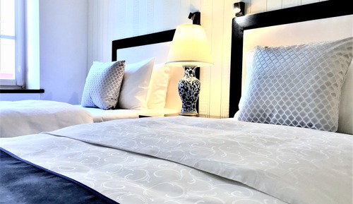 Luxury Signature Suite, 3 Bedrooms, 2 Bathrooms (Market Square view, 175 m2)