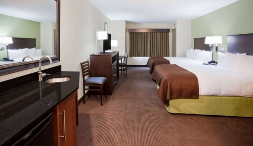 Deluxe Room, 2 Queen Beds, Non Smoking