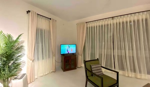 Deluxe Room, City View