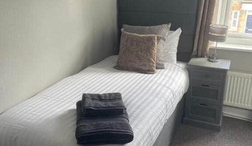 Standard Single Room