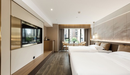 Double Room, 1 Queen Bed, Housekeeping