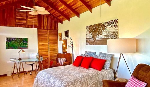 Studio Suite, Kitchen, Mountain View