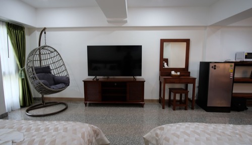 Family Room, Multiple Beds, Non Smoking, Air conditioning