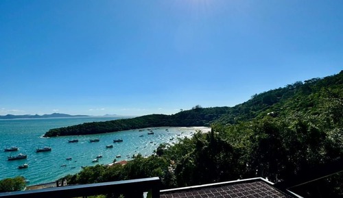 Classic Chalet, Sea View