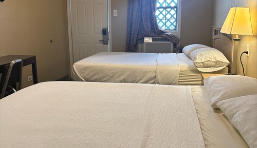 Room, 2 Queen Beds, Non Smoking