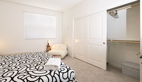 Apartment, Multiple Beds, Patio, Garden View (4061#39-2 Ontario)