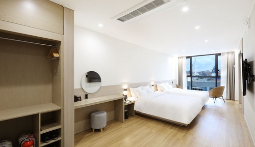 Superior Twin Room