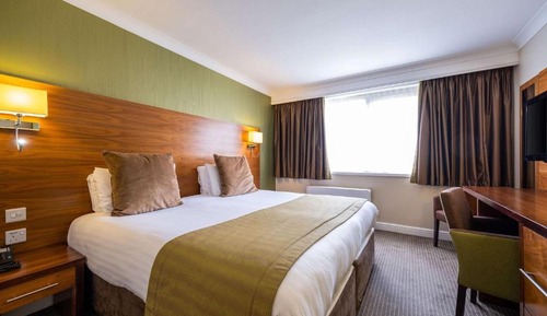 Standard Room, 1 King Bed