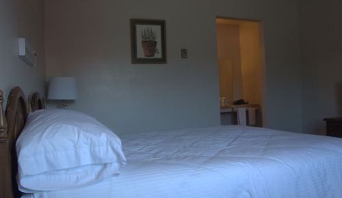 Standard Room, 1 Queen Bed