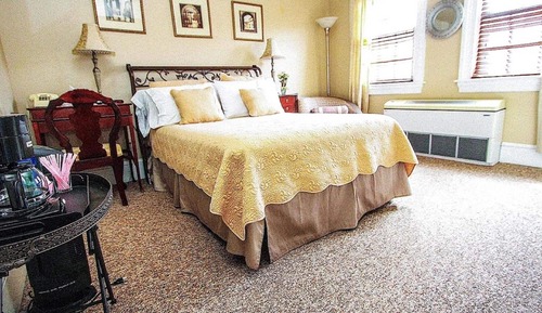 The Topaz Room