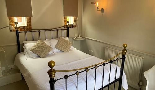 Double Room, Ensuite (Room 6)