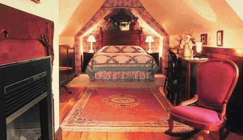 Rosa's Room, 1 Queen Bed, Third Floor