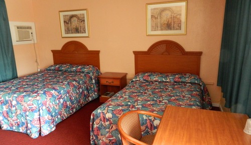 Twin Room, Refrigerator & Microwave
