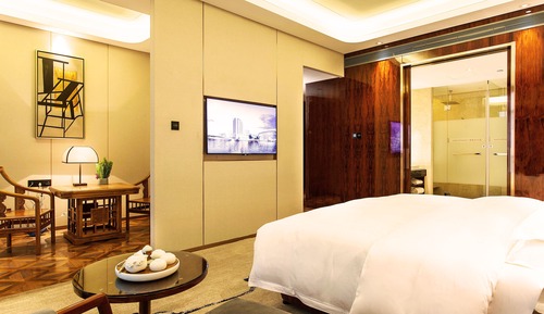 Business Room, 1 King Bed, Non Smoking